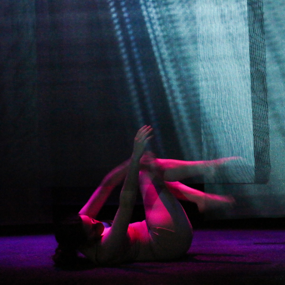 What is over the body and what is under the&nbsp;light